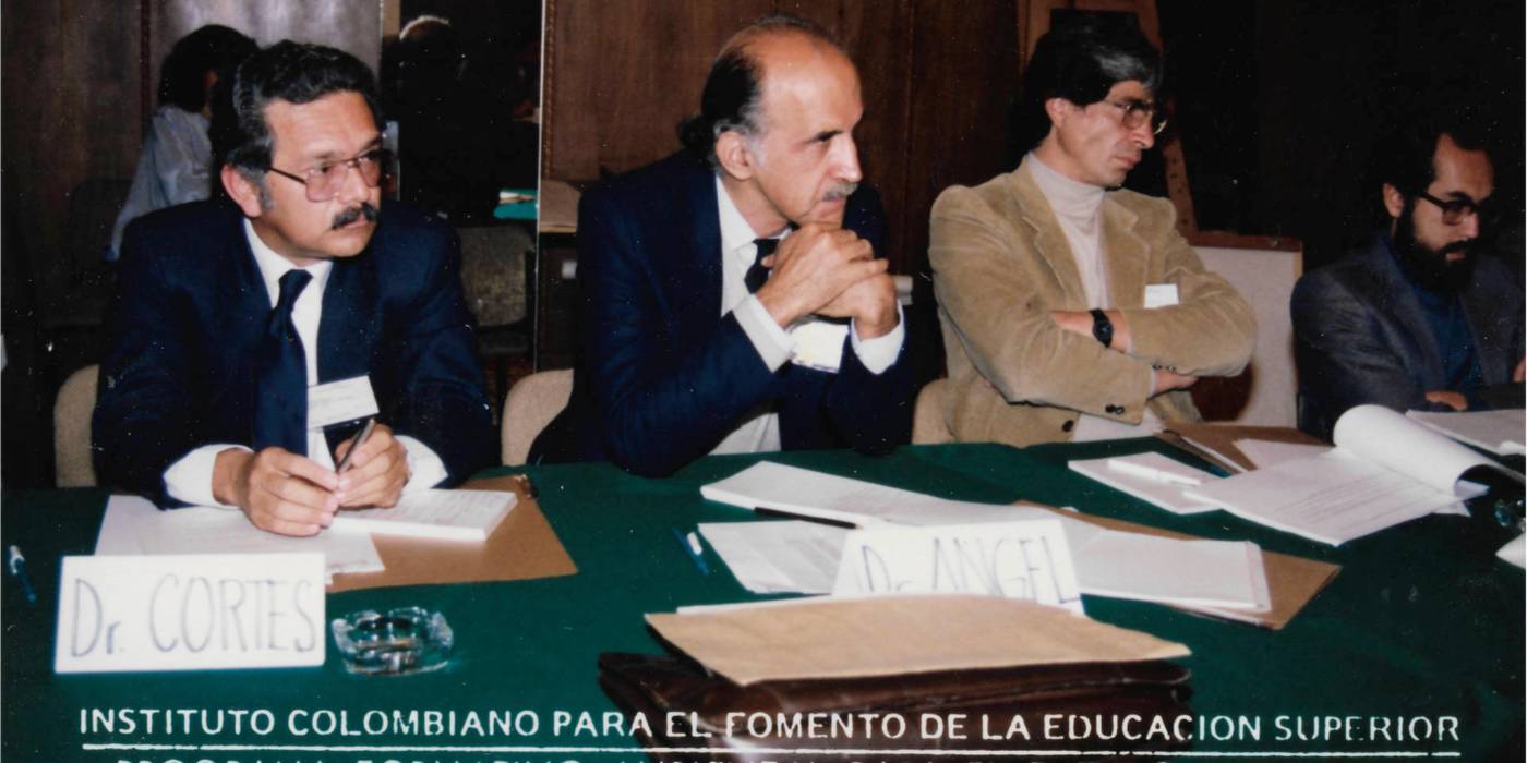 Imagen de Augusto Ángel Maya Imagen de Augusto Ángel Maya