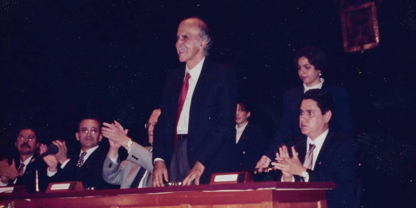 Imagen de Augusto Ángel Maya Imagen de Augusto Ángel Maya