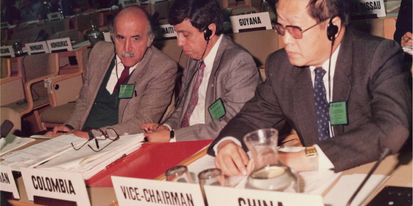 Imagen de Augusto Ángel Maya Imagen de Augusto Ángel Maya